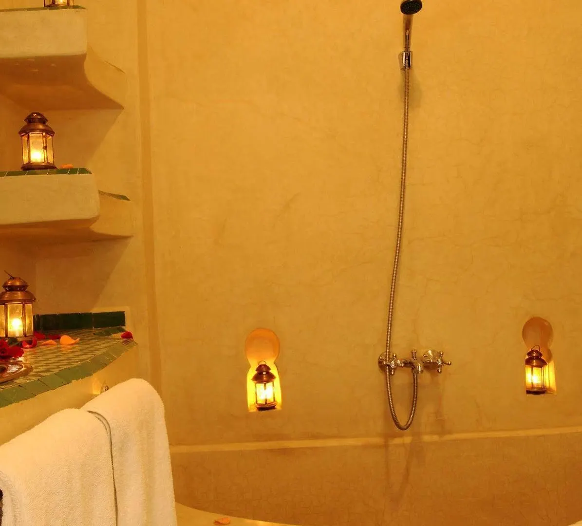 Riad Les Hibiscus Marrakesh